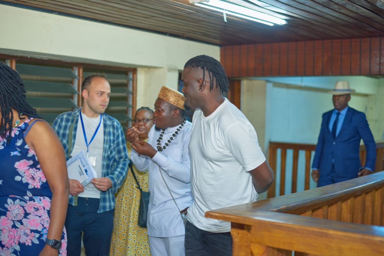 Workshop pressing activity